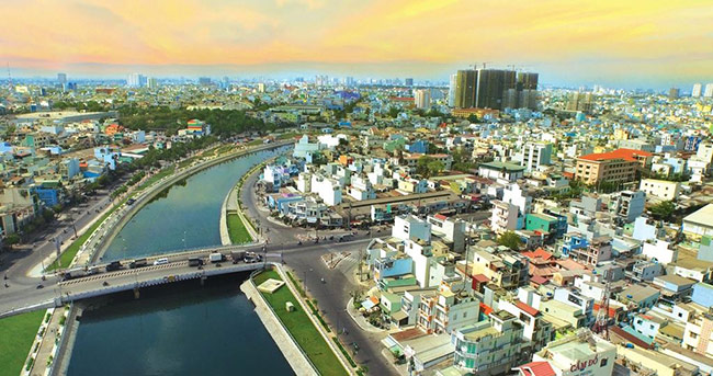 Kênh và Đường dọc Kênh Tân Hóa – Lò Gốm